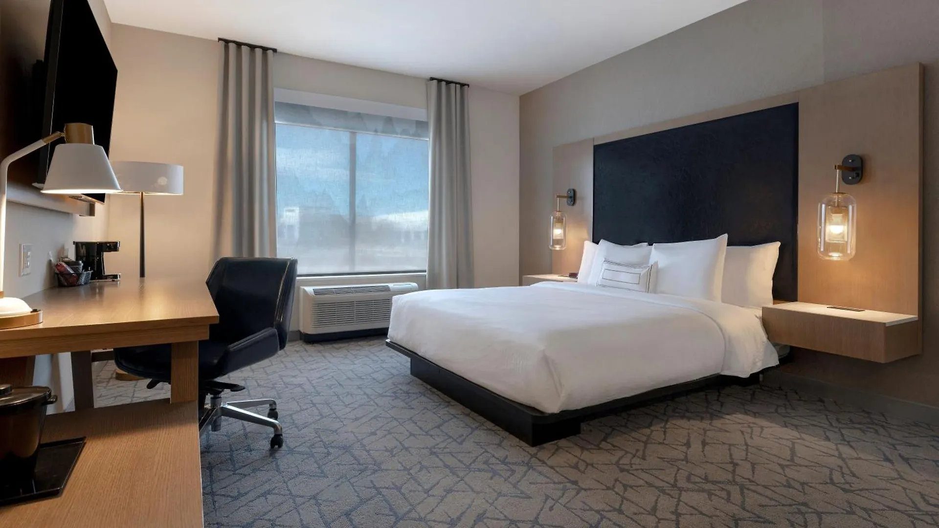 Hotel Fairfield By Marriott Inn & Suites Denver Airport At Gateway Park