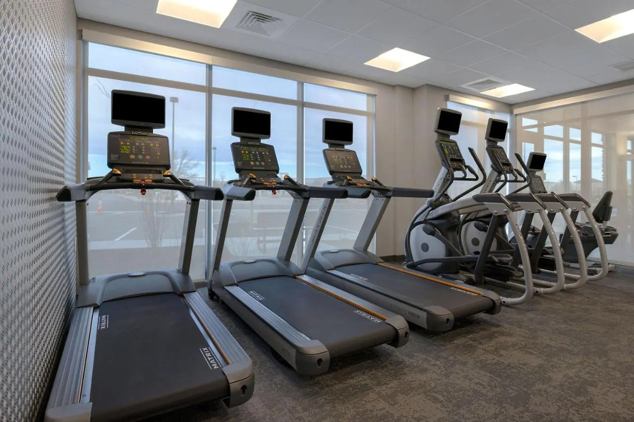 Fairfield By Marriott Inn & Suites Denver Airport At Gateway Park